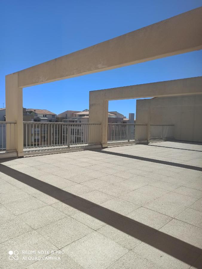 Port Studio Piscine, Parking, Prive,Navette Aeroport آجد المظهر الخارجي الصورة