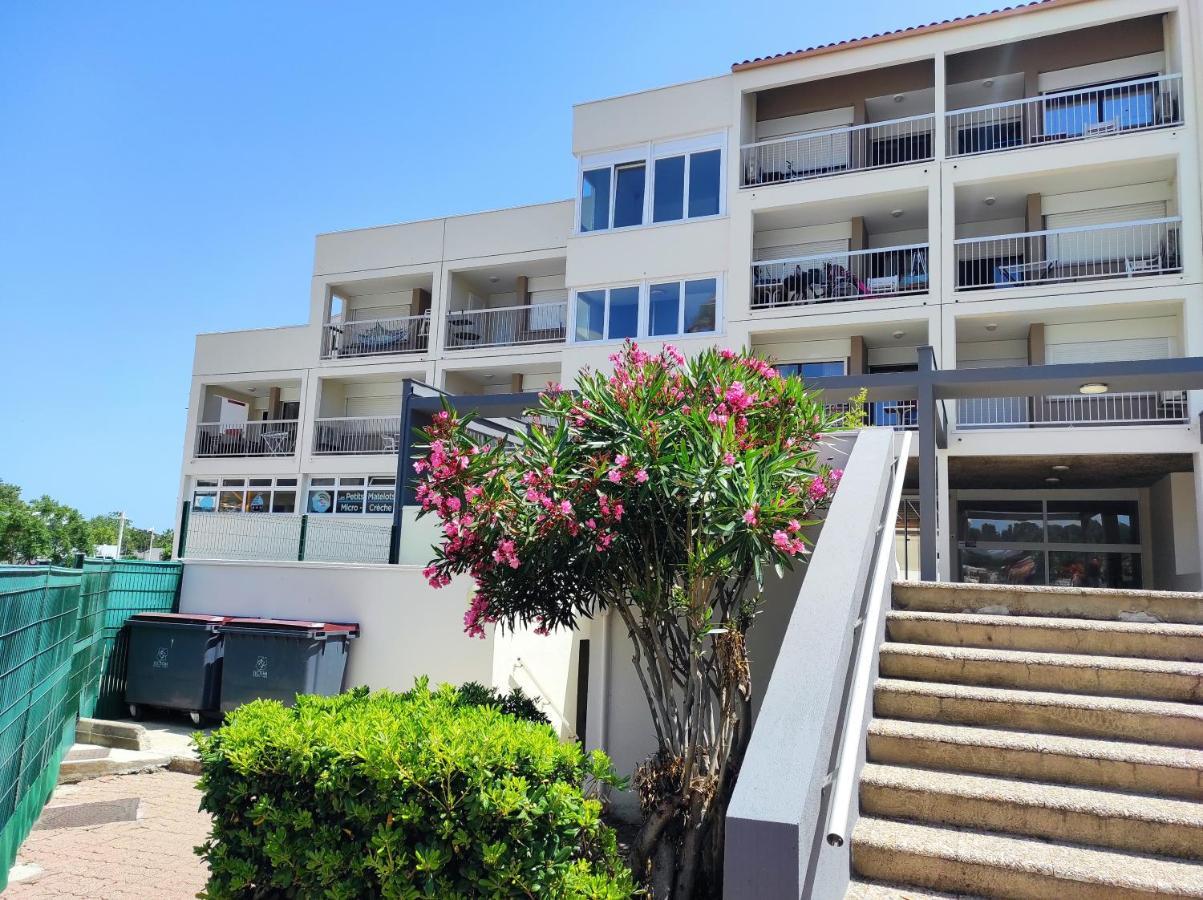 Port Studio Piscine, Parking, Prive,Navette Aeroport آجد المظهر الخارجي الصورة
