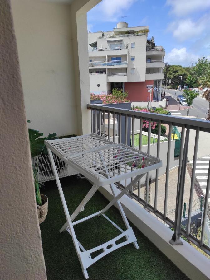 Port Studio Piscine, Parking, Prive,Navette Aeroport آجد المظهر الخارجي الصورة